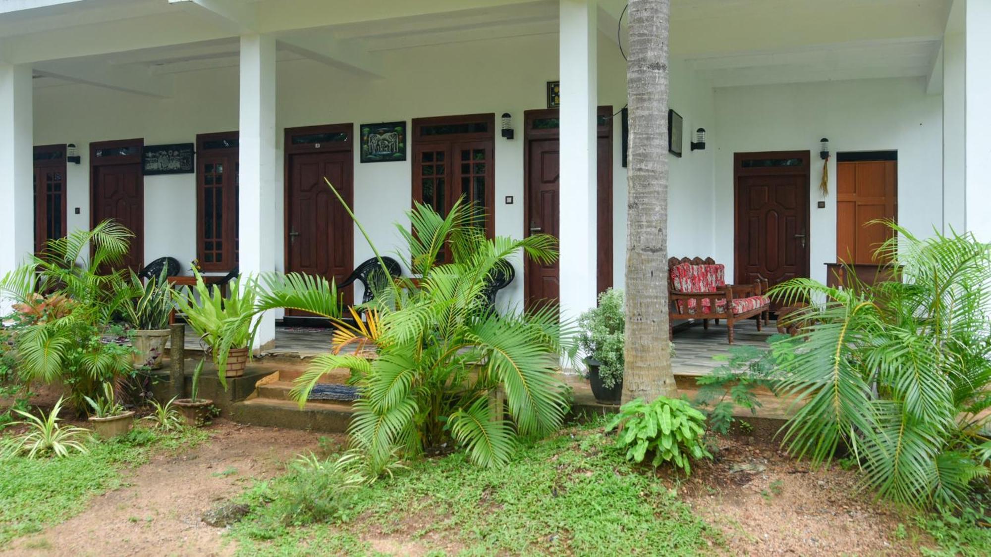 Prem Nadee Homestay دامبولا المظهر الخارجي الصورة